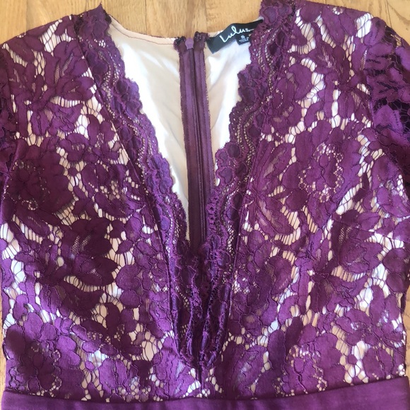 Lulus red/burgundy lace long sleeve dress size s missing 1 modesty clip included - Picture 2 of 5